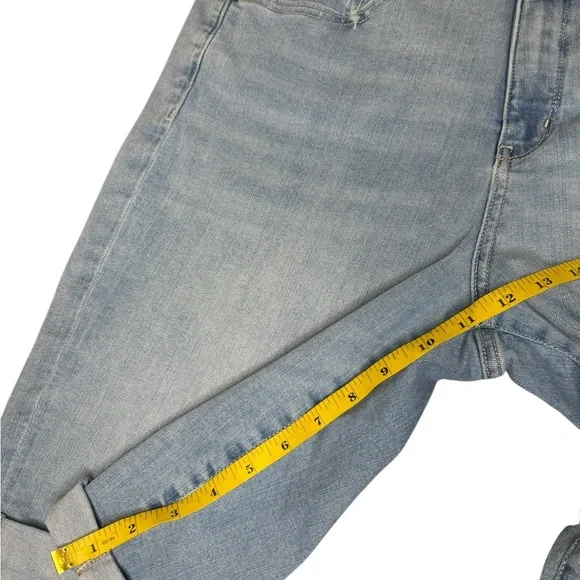 St. John’s Bay Light Blue Denim Bermuda Shorts - Picture 8 of 8